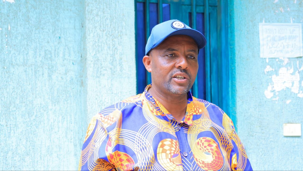 በሆሳዕና ከተማ የሊች አምባ ቀበሌ አስተዳዳር የአድስ ዓመት በዓልን ምክንያት በማድረግ ከ150 ሺህ ብር በላይ ወጪ በማድረግ ለአረጋዊያንና አቅመ ደካሞች ማዕድ ማጋራት ፕሮግረም አድርጋዋል።