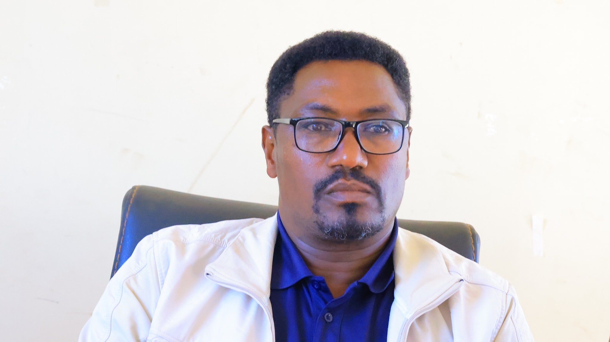 የሆሳዕና ከተማ አስተዳደር የአመራር ፑል የገቢ አሰባሰብ ያለበት ደረጃ ፣መልሶ ማልማት ሥራዎች እና በፓርቲ ተግባራት ዙሪያ የግምገማ መድረክ አካሄዷል ።